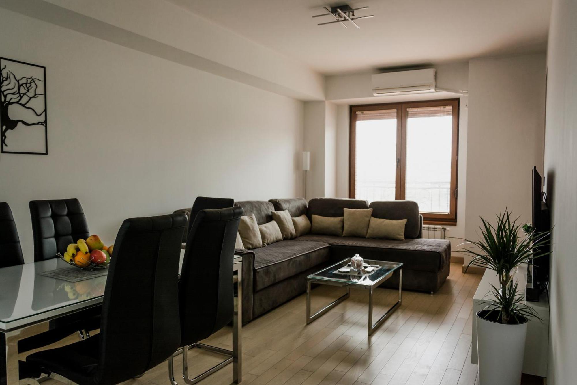 Luka Apartments Flatiron Скопие Екстериор снимка